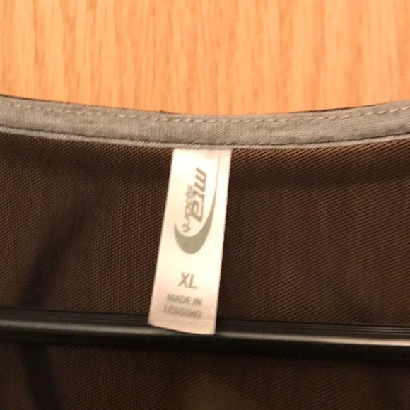 MTA Sports Tank - Picture 2 of 3